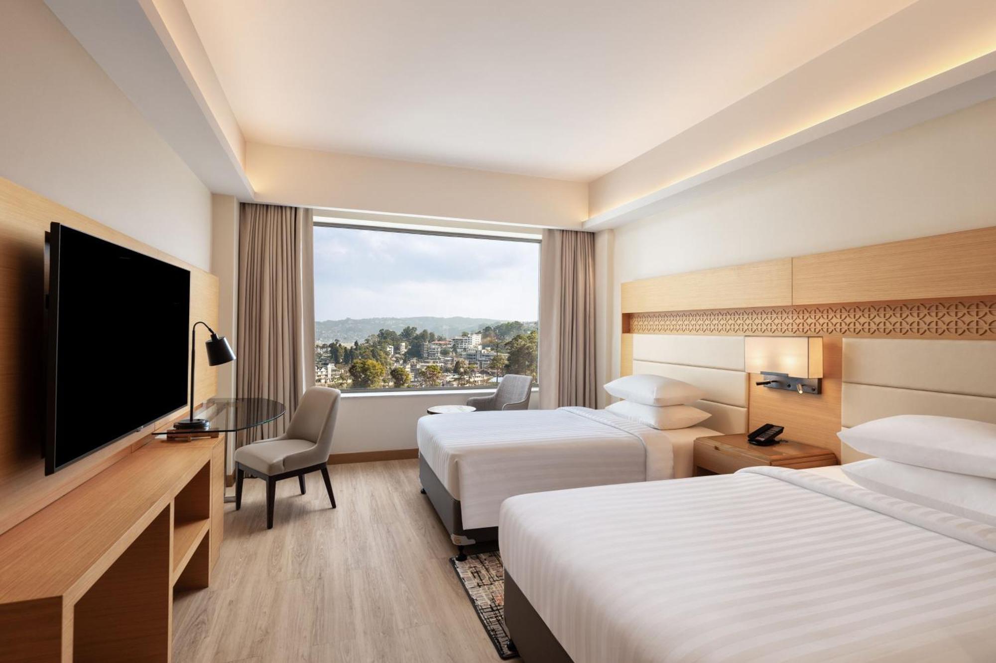 Courtyard By Marriott Shillong Hotel Exterior foto