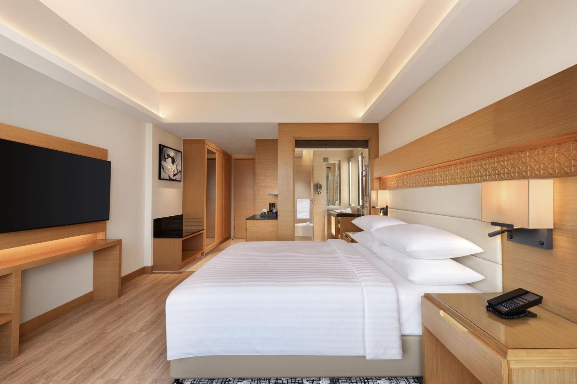Courtyard By Marriott Shillong Hotel Exterior foto